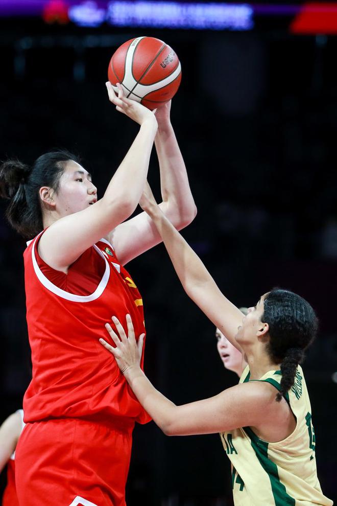 姚明之后中国篮坛最具天赋运动威廉希尔WilliamHill员横空出世！张子宇你负责惊艳他们负责保护(图2)