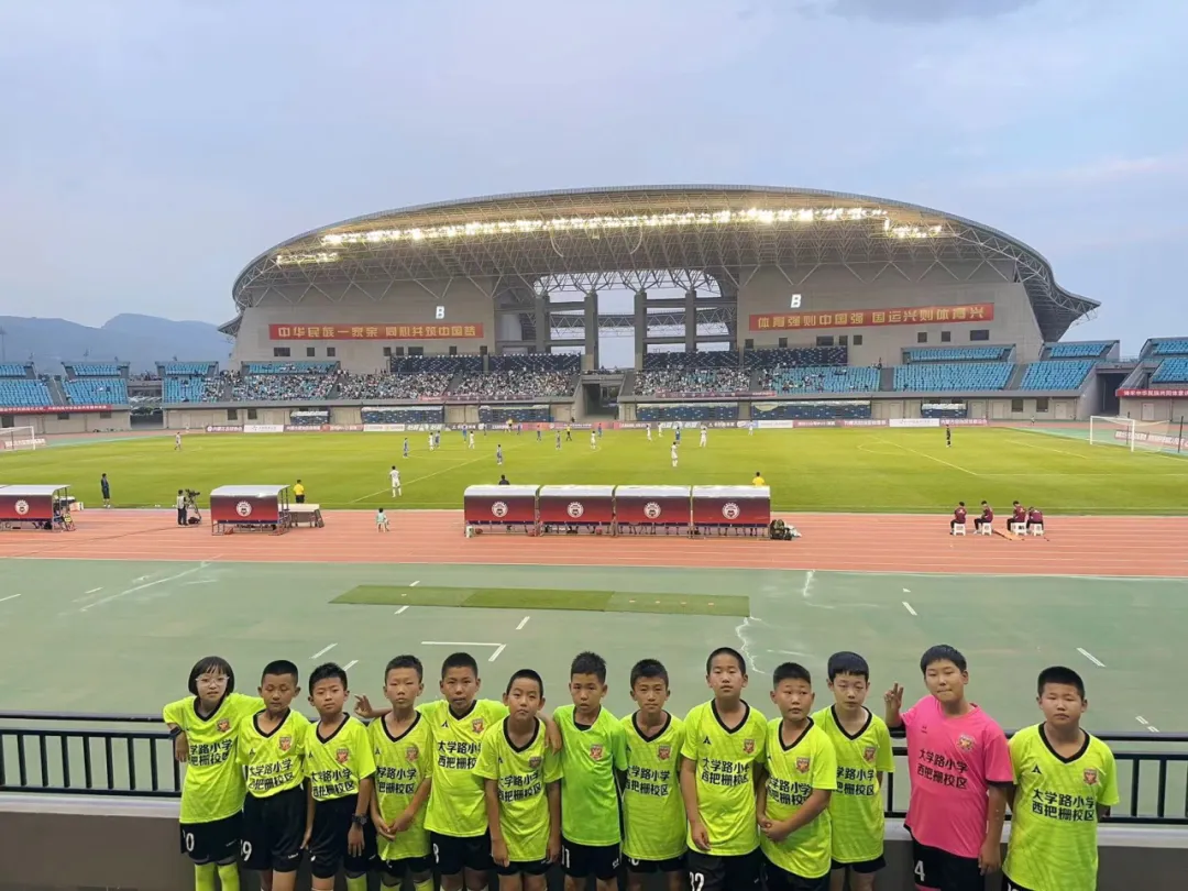 足球为媒让萌娃的体育梦熠熠生辉(图3)