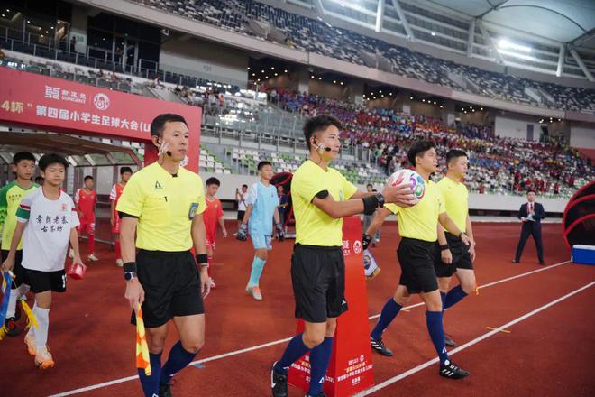 “新建元2034杯”第四届小学生足球大会（U12）总决赛开战！(图3)