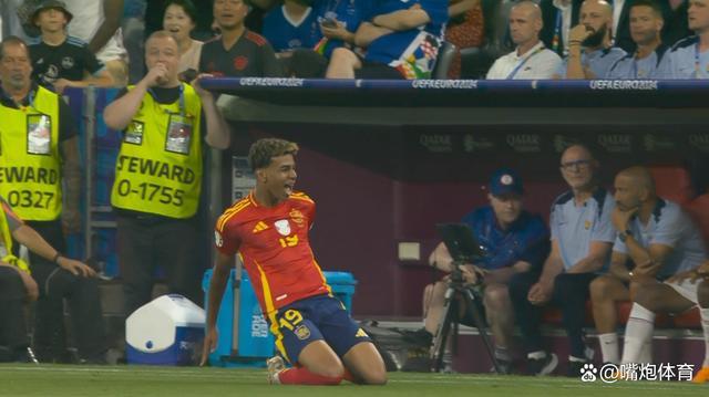 欧洲杯最壕的一场比赛来了足球创作盛宴巅峰对决(图1)