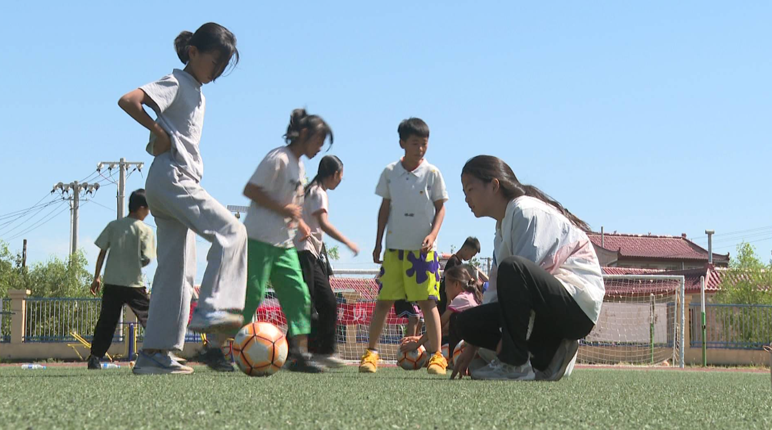 兴庆区青少年足球系列活动火热威廉希尔WilliamHill进行中(图2)