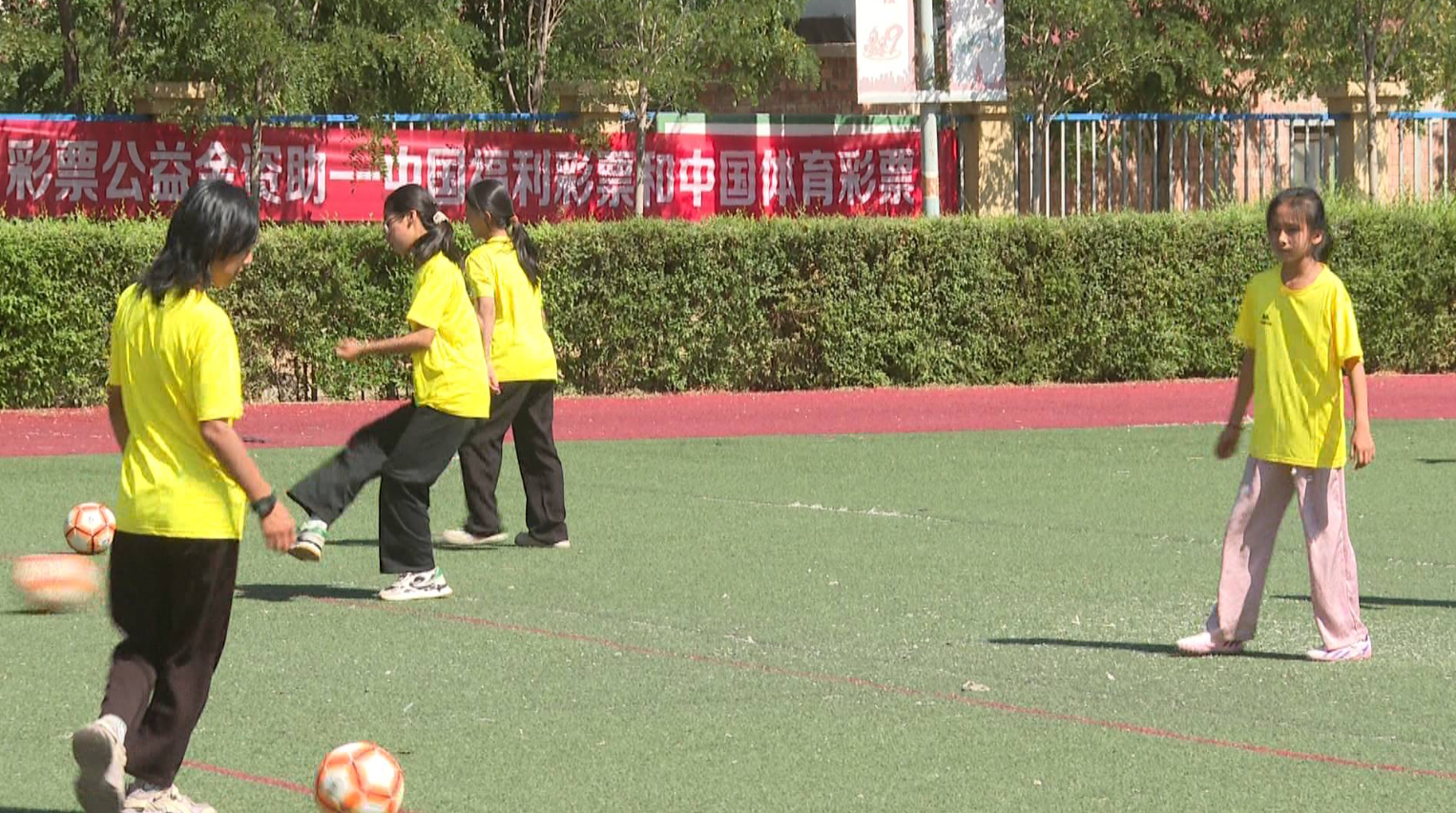 兴庆区青少年足球系列活动火热威廉希尔WilliamHill进行中(图3)