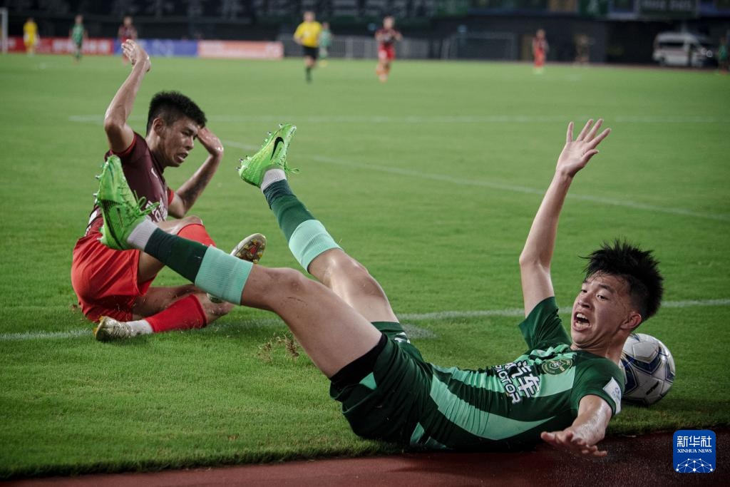 足协杯：上海海港队晋级八强(图3)