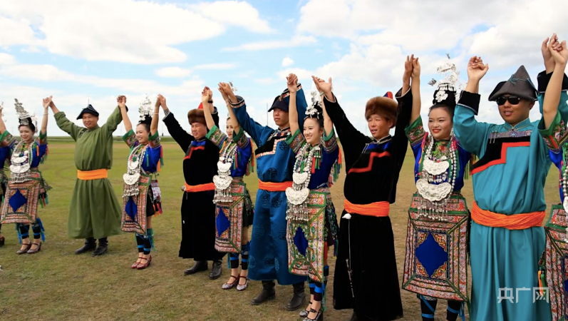 赴一场足球之约：贵州“村超”踢到呼伦贝尔草原(图2)