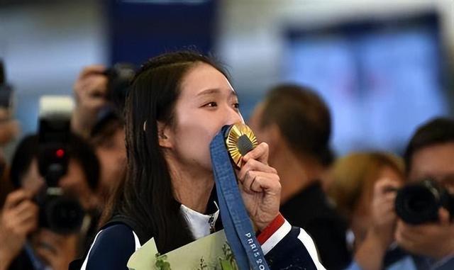 怎么了？刚夺冠8天30岁中国籍运动员突然宣布退役？(图9)