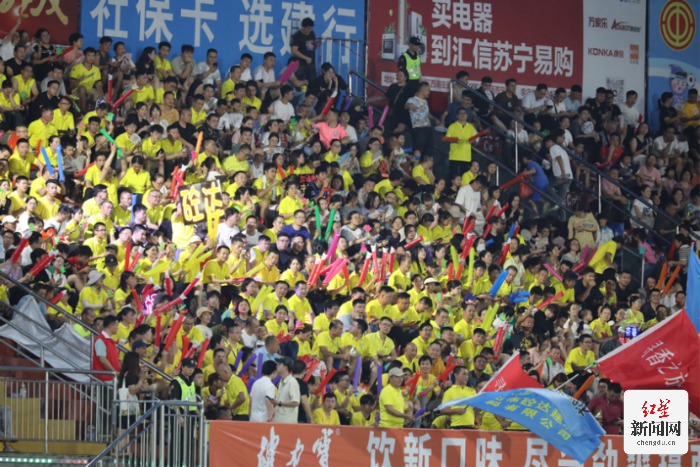 “感觉全身被点燃了”！全国网媒看佛山WilliamHill“西甲”盛赞足球氛围浓(图5)