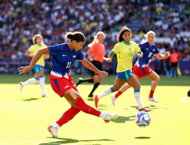 威廉希尔美国连夺5金含金量高奖牌榜跌至第2！足球篮球夺冠田径3金(图4)