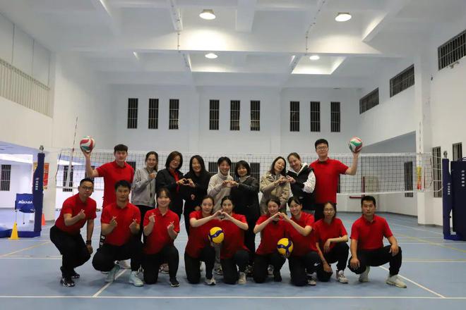 正高级教师开讲｜听吴叶丽讲：体育学科的教研之路怎么走(图2)