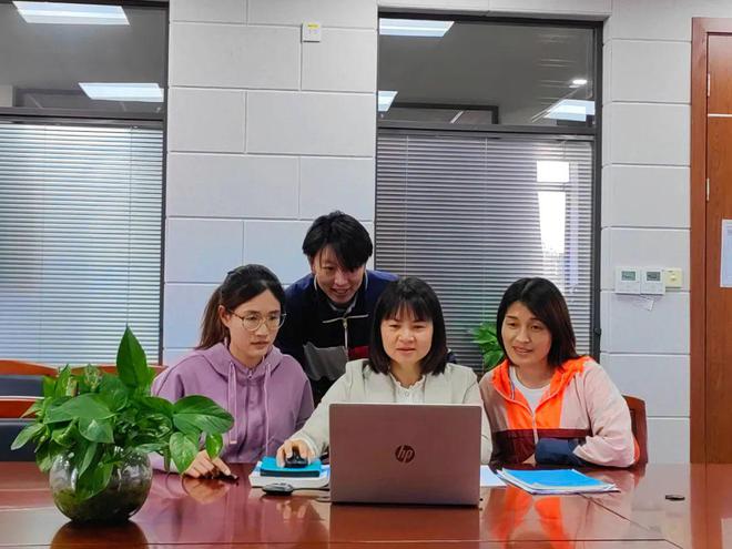 正高级教师开讲｜听吴叶丽讲：体育学科的教研之路怎么走(图1)