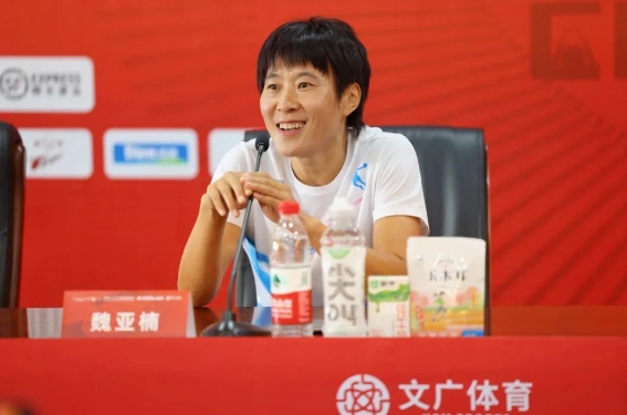 威廉希尔燃情相聚共赴征程——2024一汽红旗长春马拉松运动员见面会召开(图4)