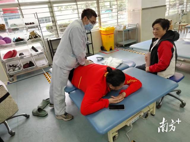 WilliamHill每天上百次摔打他们想打赢这场“感官之战”｜南方深读(图6)