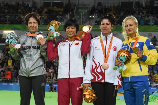 WilliamHill每天上百次摔打他们想打赢这场“感官之战”｜南方深读(图8)