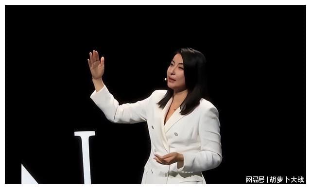 郭晶晶霍启刚合体现身北京夫妻同台致辞共同为体育做贡献(图10)