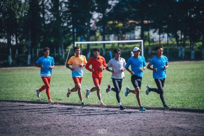 威廉希尔夏训⑫请拿走“秋天”训练方案！(图2)