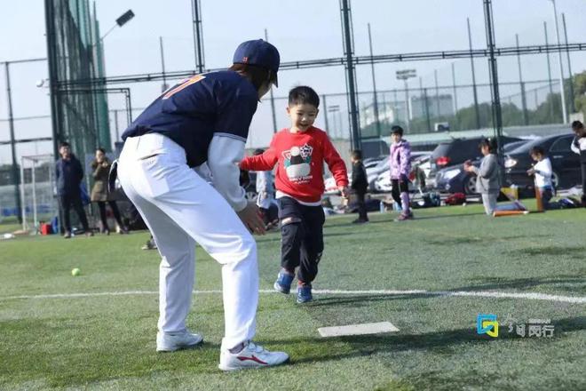 什么是抗阻力训练？久坐人群适合哪些运动？小编来告诉你！(图2)