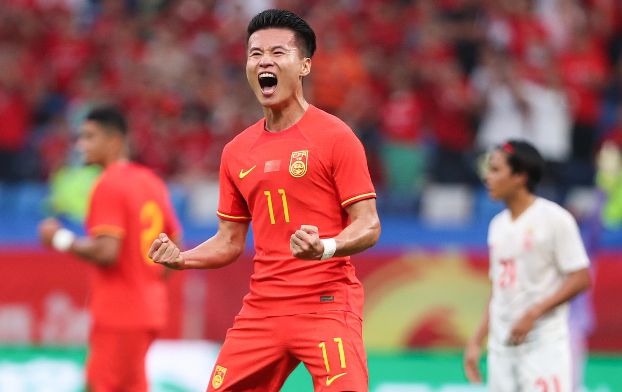 5-1！国足狂胜第3级别弱旅4人同时破门：林良铭双响武磊建功(图3)