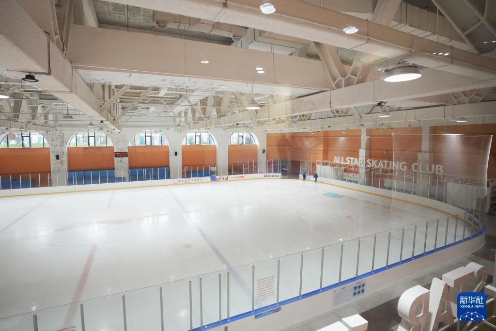 威廉希尔居民身边的体育文化“会客厅”(图4)