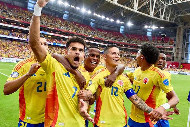 足坛惊涛骇浪！多场激战颠覆世界足球格局(图4)