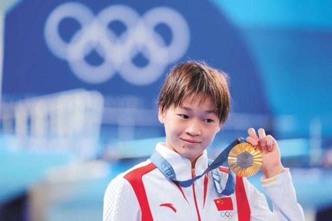 新华社评选十佳运动员覃海洋、张雨霏在列全红婵却落榜！(图3)