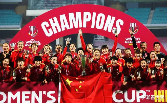 恭喜！天津媒体宣布振奋喜讯：中国足球或将迎来春天球迷吐槽(图3)