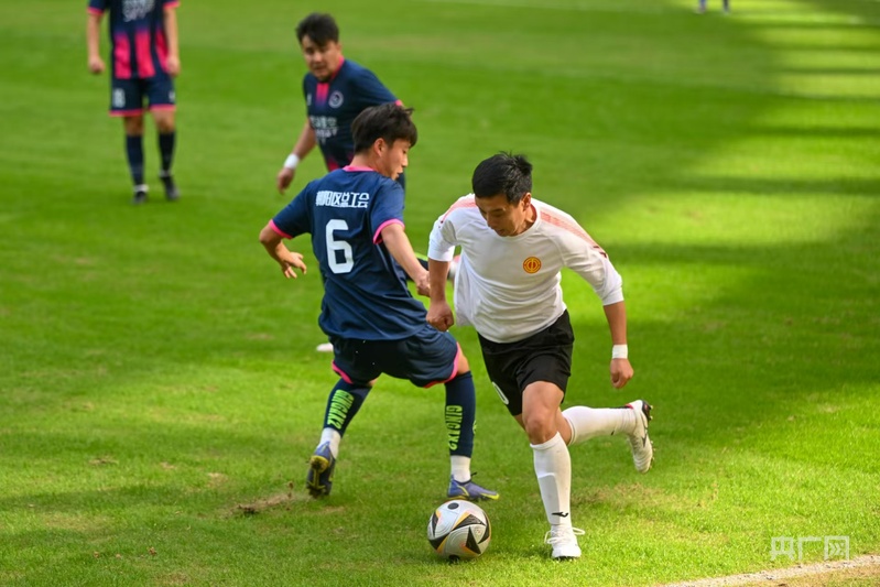 2024年第十届“工体威廉希尔WilliamHill杯”首都职工足球联赛闭幕(图2)