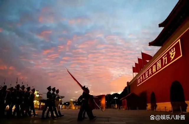 华春莹副部长在今天国庆发文晒出我国体育事业的辉煌成绩(图1)