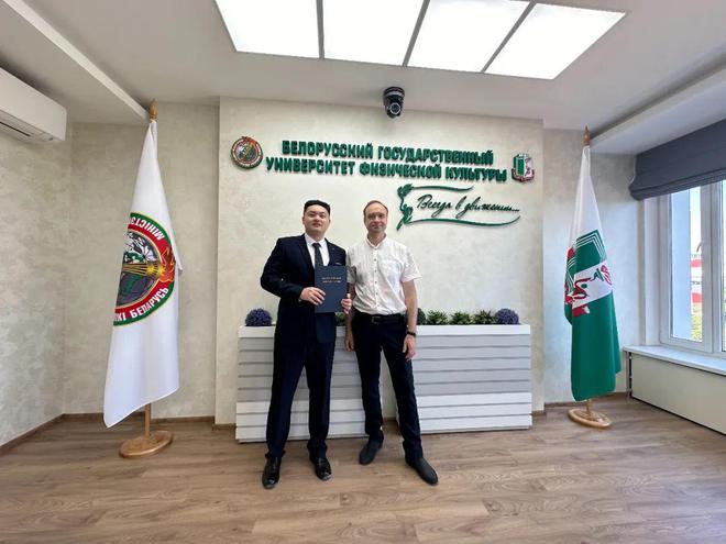 教师节特献体育生想当老师出国留学选什么专业好？(图3)