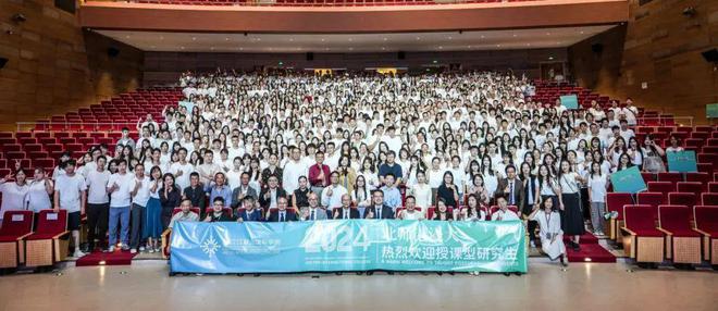 教师节特献体育生想当老师出国留学选什么专业好？(图4)