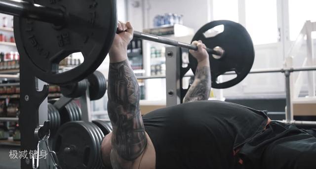 炮制体重1685kg大力士减肥方式！(图1)