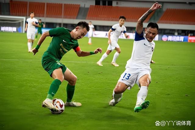 国足新消息：战术提前曝光刚补招中场程进武磊阿兰缺席训练(图2)