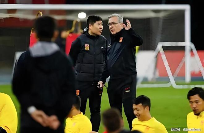 恭喜国威廉希尔WilliamHill足十八强赛喜讯主帅更换赢球几率大增奇迹再现(图2)