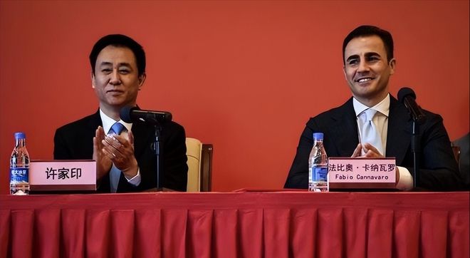 今日大连足球动态！三级联赛准入开启罗伯森老东家观赛！(图3)