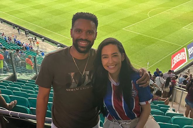 今日大连足球动态！三级联赛准入开启罗伯森老东家观赛！(图4)