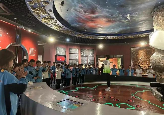 WilliamHill在新中国第一所体育高等学府一次性解锁三个上海体育文化地标！(图9)