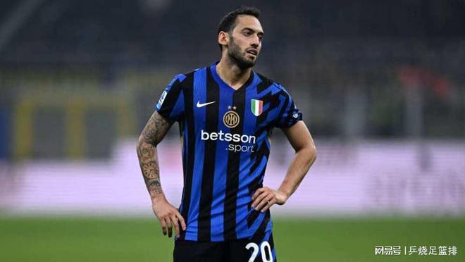 五大联赛积分榜：意甲群魔乱舞拜仁巴萨巴黎利物浦皆建立优势(图4)