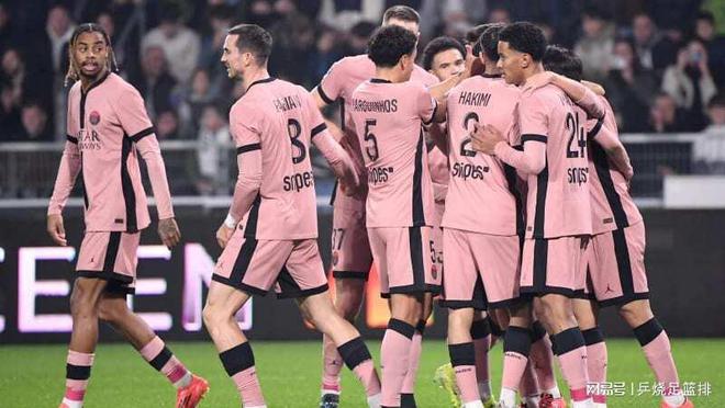 五大联赛积分榜：意甲群魔乱舞拜仁巴萨巴黎利物浦皆建立优势(图8)