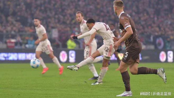 五大联赛积分榜：意甲群魔乱舞拜仁巴萨巴黎利物浦皆建立优势(图10)