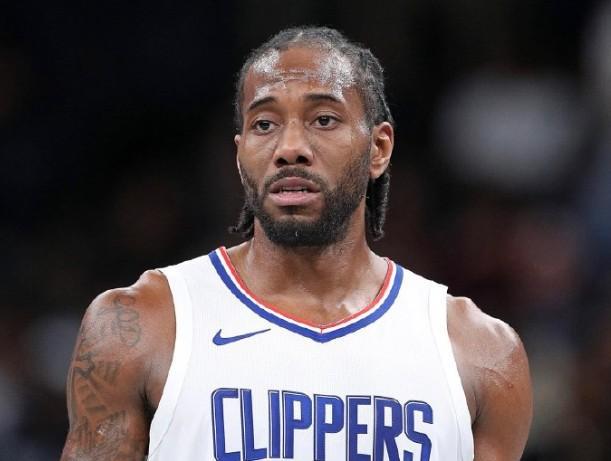 体坛晚报：覃海洋风波后首战夺冠；胡明轩狂砍40分9助(图3)