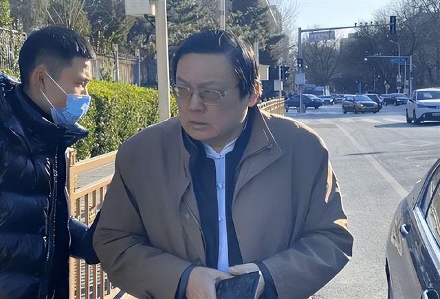 “一代铁嘴”梁宏达从大火到“销声匿迹”惨淡的结局早已注定(图2)