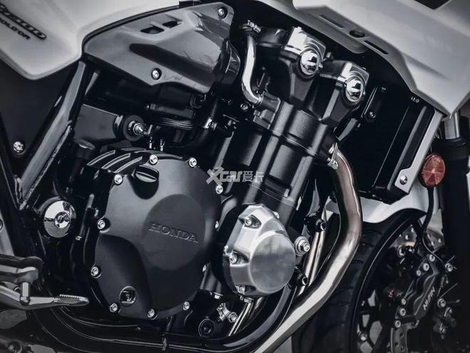 CB1000FOUR硬刚Z900RS(图2)