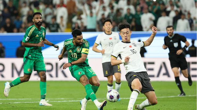 今夜1点15分！中国男足大战沙特赢球=稳进世界杯CCTV5不直播(图1)