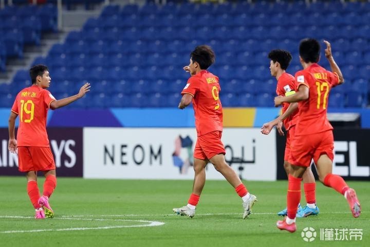 五星体育：中国U17将迎生死战末轮将对阵英超名将之子所在队伍威廉希尔WilliamHill(图1)