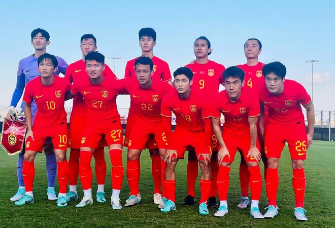 巨大反差！国足1-2输中国香港隔天发结果！6-2大胜马上公布战报(图1)