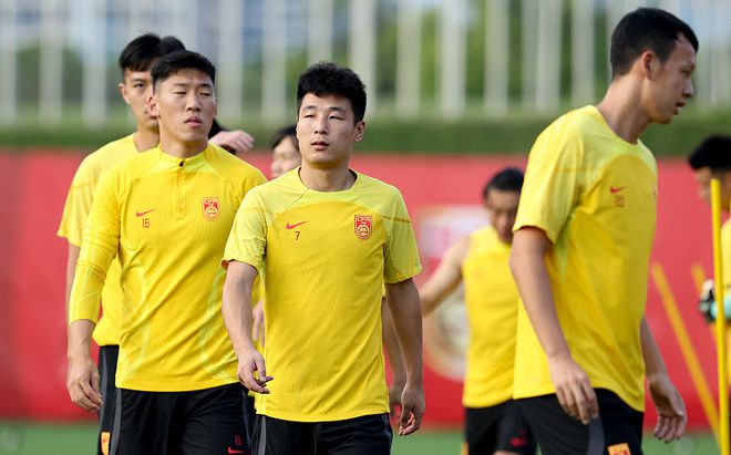 巨大反差！国足1-2输中国香港隔天发结果！6-2大胜马上公布战报(图2)