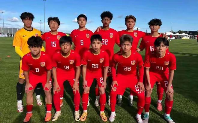威廉希尔WilliamHill2-1！中国男足U16逆转对手赢球！(图5)