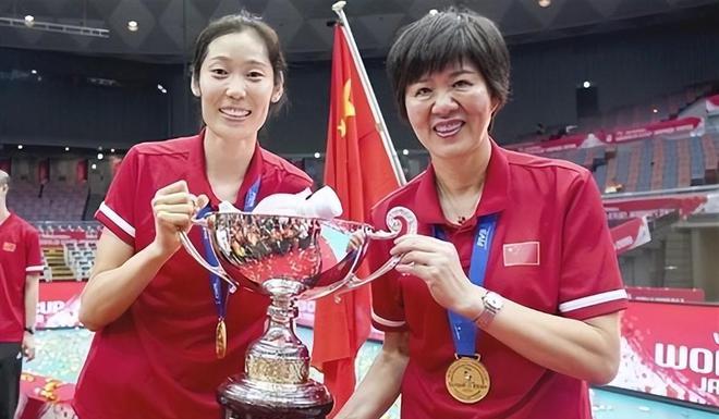 从“铁榔头”到“整容狂魔”64岁医美失败的郎平近况大有反转(图7)