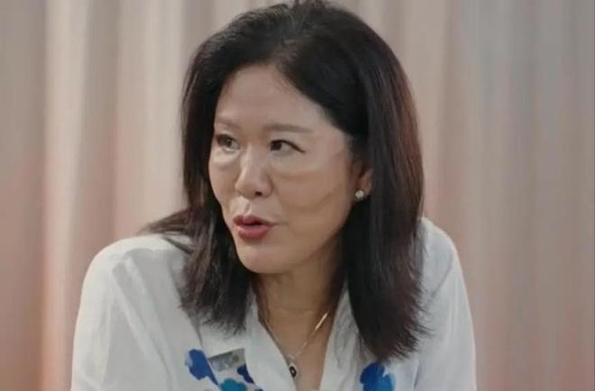 从“铁榔头”到“整容狂魔”64岁医美失败的郎平近况大有反转(图14)