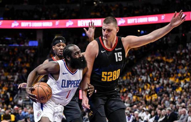 今日！CCTV5直播NBA抢7大战快船死磕掘金哈登+伦纳德PK约基奇(图1)