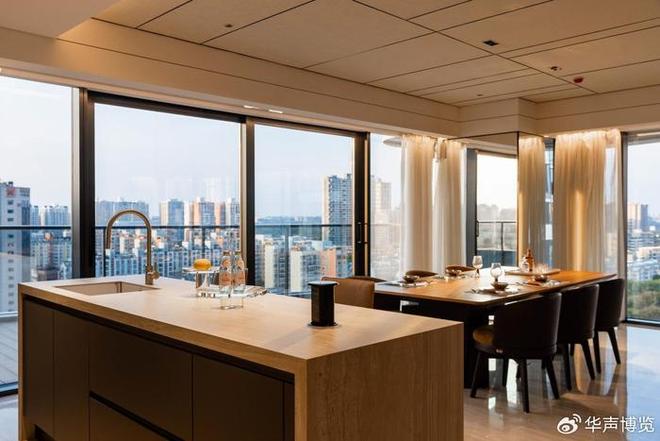 与世界同频：未来天奕联袂WILSON威尔胜启幕中原顶配运动生活馆(图7)