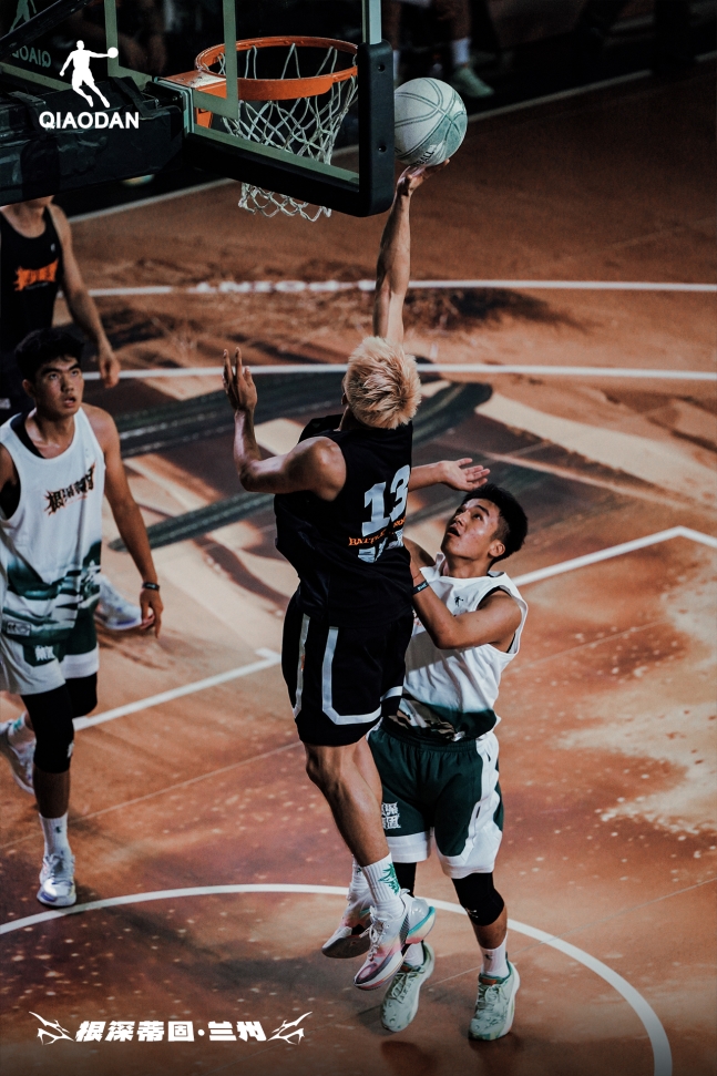 乔丹体育根深蒂固兰州站再迎进化之战上演篮球巅峰对决(图1)